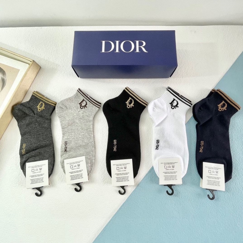 DIOR